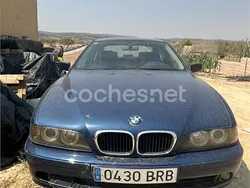 Azul Usado 2001 BMW 520 Berlina | 600 €