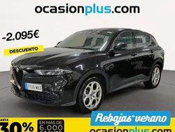 Negro Usado 2022 Alfa Romeo Tonale Sprint SUV | 20.955 € (Precio justo)