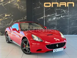 Rojo Usado 2010 Ferrari California Descapotable | 130.000 € (Caro)