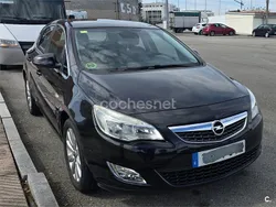 Negro Usado 2010 Opel Astra Cosmo Berlina | 5000 € (Precio justo)