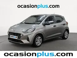 Gris Usado 2022 Hyundai i10 Utilitario | 10.900 € (Precio justo)