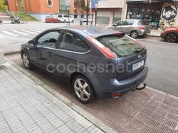 Gris / plata Usado 2006 Ford Focus Sport Berlina | 3500 € (Precio justo)