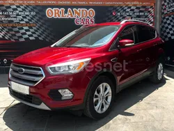 Rojo Usado 2017 Ford Kuga Titanium SUV | 13.800 € (Precio justo)