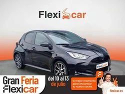 Negro Usado 2020 Toyota Yaris Hybrid Edition Berlina | 15.990 € (Super precio)