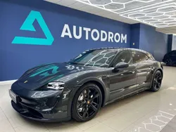 Gris Usado 2022 Porsche Taycan Turbo Sport Turismo Berlina | 115.000 €