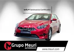 Rojo Usado 2023 Kia Ceed Berlina | 20.500 € (Precio justo)