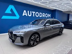 Gris / plata Usado 2022 BMW 740 Comfort Edition Berlina | 120.990 €