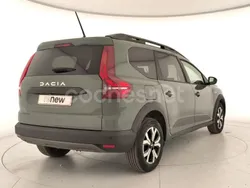 Verde Usado 2024 Dacia Jogger Expression Familiar | 21.500 € (Precio justo)