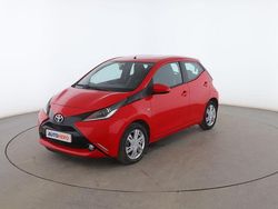 Rojo Usado 2016 Toyota Aygo X-play Utilitario | 9299 € (Precio justo)