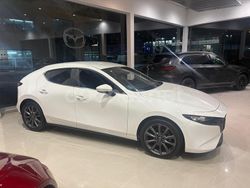 Blanco Nuevo 2025 Mazda 3 Center-Line Berlina | 24.900 € (Precio justo)