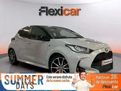 Blanco Usado 2022 Toyota Yaris Hybrid Sport Berlina | 21.990 € (Un poco caro)