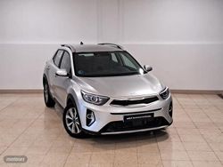 Usado 2024 Kia Stonic SUV | 20.950 € (Un poco caro)