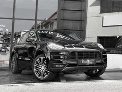 Negro Usado 2014 Porsche Macan Turbo SUV | 46.900 € (Precio justo)