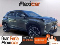 Gris Usado 2022 Toyota Yaris Hybrid Active | 22.990 € (Caro)