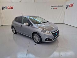 Gris Usado 2018 Peugeot 208 Signature Sky Utilitario | 10.000 € (Un poco caro)