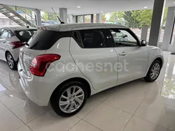 Blanco Usado 2023 Suzuki Swift Berlina | 16.595 € (Un poco caro)