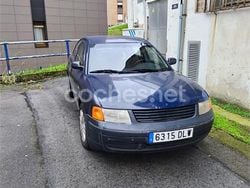 Azul Usado 1997 VW Passat Comfortline Berlina | 2000 €