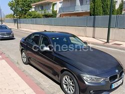 Gris / plata Usado 2014 BMW 318 Comfort Edition Berlina | 12.000 € (Precio justo)