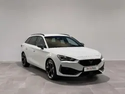 Blanco Usado 2024 Cupra Leon | 26.990 € (Precio justo)