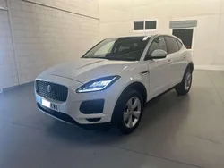 Blanco Usado 2019 Jaguar E-Pace SE SUV | 16.900 €