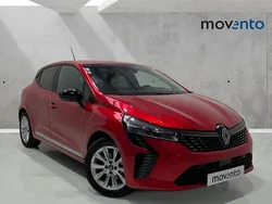 Rojo Usado 2024 Renault Clio V Evolution Berlina | 19.990 € (Precio justo)