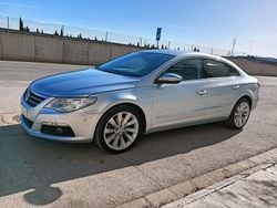 Gris / plata Usado 2009 VW Passat Berlina | 7900 €
