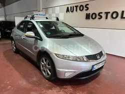 Gris / plata Usado 2007 Honda Civic Executive Berlina | 4995 € (Precio justo)