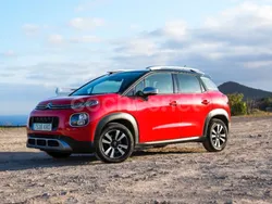 Rojo Usado 2018 Citroën C3 Aircross Feel SUV | 10.200 € (Precio justo)