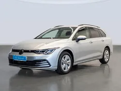 Gris plata Usado 2024 VW Golf VIII Life Familiar | 25.900 € (Precio justo)