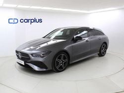 Gris montaña magno (manufaktur) Usado 2024 Mercedes CLA200 Shooting Brake Familiar | 35.490 € (Precio justo)