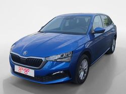 Azul Usado 2024 Skoda Scala Ambition Utilitario | 18.990 € (Precio justo)