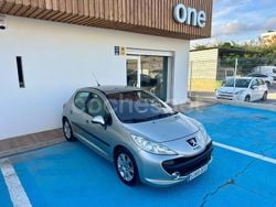 Gris / plata Usado 2009 Peugeot 207 Berlina | 4990 € (Precio justo)
