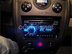 Granate Usado 2007 Renault Mégane II Dynamique Berlina | 2100 € (Buen precio)