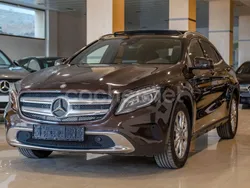Marrón Usado 2016 Mercedes GLA200 Urban SUV | 21.390 € (Un poco caro)