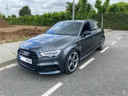 Gris / plata Usado 2019 Audi A3 Sportback S-Line Berlina | 24.500 € (Precio justo)