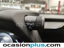 Gris / plata Usado 2023 Lexus UX SUV | 30.050 € (Precio justo)
