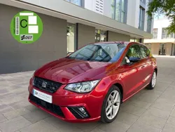 Rojo Usado 2017 Seat Ibiza Style Utilitario | 12.850 € (Un poco caro)
