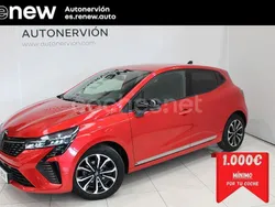 Rojo Usado 2024 Renault Clio V Techno Berlina | 20.400 € (Caro)