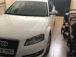 Blanco Usado 2012 Audi A3 Sportback Attraction Berlina | 8500 € (Precio justo)