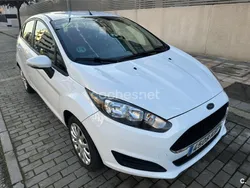 Blanco Usado 2017 Ford Fiesta Trend Utilitario | 8000 € (Buen precio)