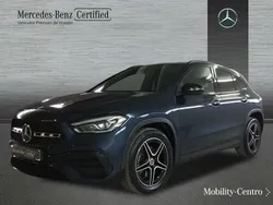 Denim blue metallic paint Usado 2020 Mercedes GLA250 AMG line SUV | 37.900 € (Caro)