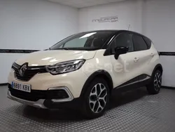 Beige Usado 2017 Renault Captur Zen SUV | 11.900 € (Un poco caro)