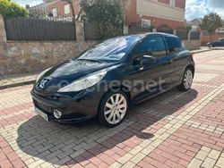 Negro Usado 2007 Peugeot 207 GT Berlina | 3900 € (Precio justo)