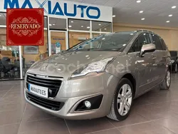 Beige Usado 2016 Peugeot 5008 Style Monovolumen | 12.500 € (Precio justo)