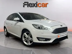 Blanco Usado 2017 Ford Focus Trend Berlina | 9990 € (Buen precio)