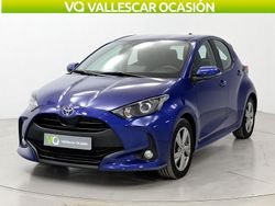 Azul Usado 2024 Toyota Yaris Hybrid Active Berlina | 20.900 € (Precio justo)