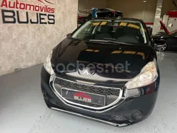 Negro Usado 2012 Peugeot 208 Active Utilitario | 5999 € (Precio justo)