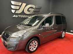 Gris / plata Usado 2016 Peugeot Partner Tepee Active Monovolumen | 13.800 € (Un poco caro)