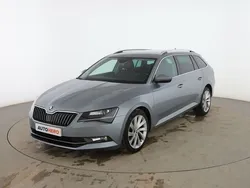 Gris Usado 2019 Skoda Superb Style Familiar | 20.599 € (Precio justo)