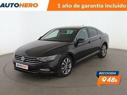 Gris / plata Usado 2019 VW Passat Business Berlina | 17.999 € (Precio justo)